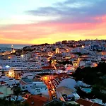 Corte Real O - Sea & Old Town View