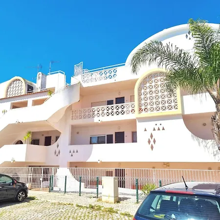 Apartment Corte Real O - Above Old Town