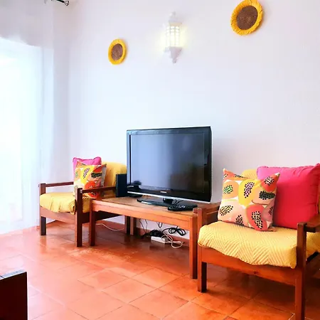 Corte Real O - Above Old Town * Albufeira