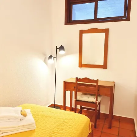 Corte Real O - Above Old Town Appartement