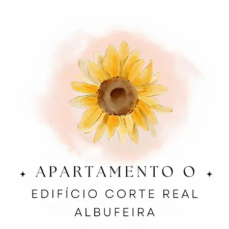 Corte Real O - Above Old Town Albufeira